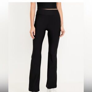 OLD NAVY HIGH RISE FLARE LEGGINGS
